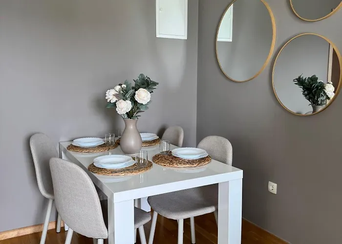 Tri Sunca Appartement *