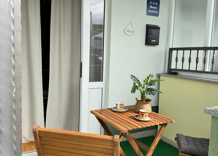 Tri Sunca Appartement