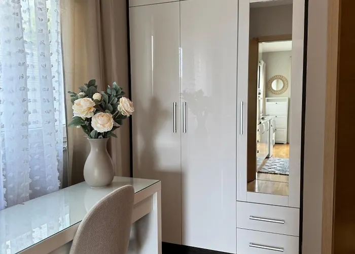 Tri Sunca Baška Voda