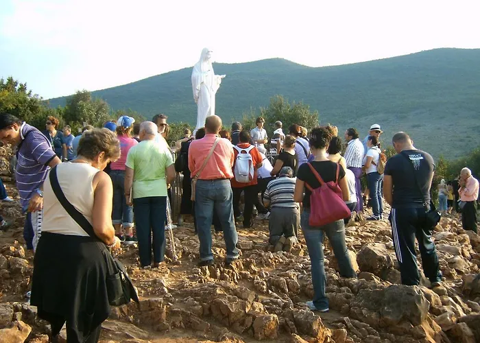 Tri Sunca Appartement