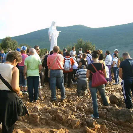 Tri Sunca Apartament